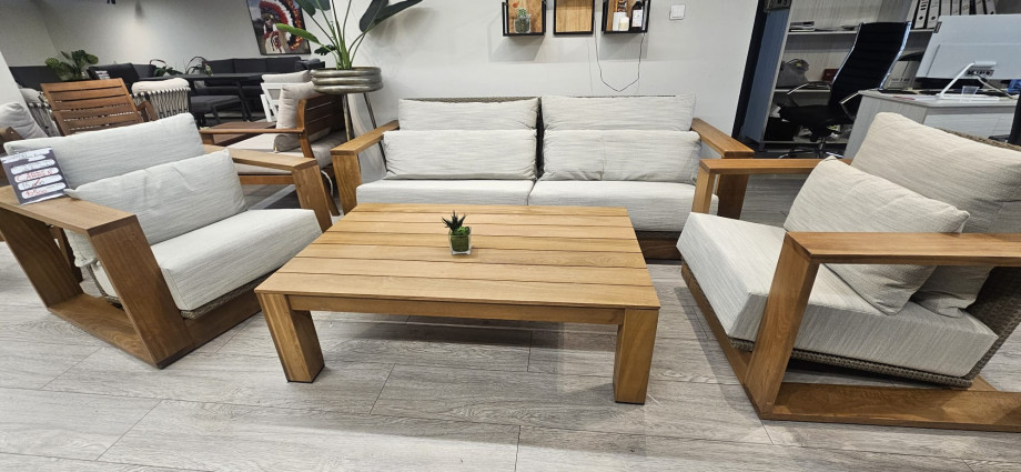 CARREN | מערכת ישיבה מעץ לגינה